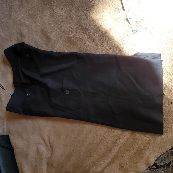 White House Black Market Capri Size 4 - Picture 5 of 10